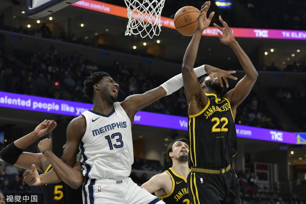 中显得稍显 中显得稍显