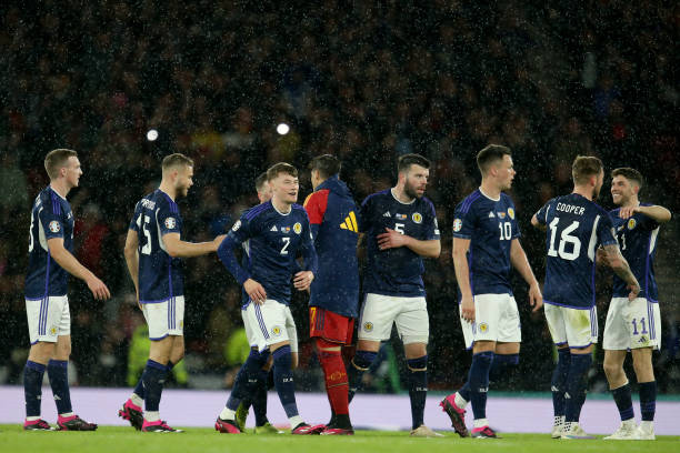 当青岛西海 当青岛西海